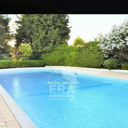 Апартаменты Spacieux 2 Pieces Terrasse Et Piscine
