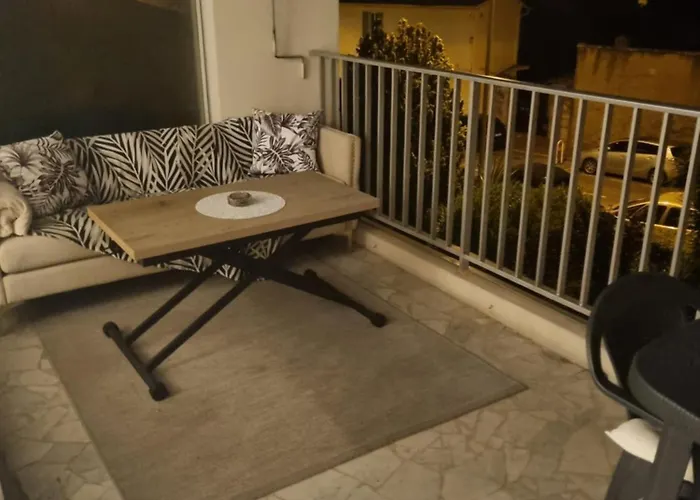 Spacieux 2 Pieces Terrasse Et Piscine *